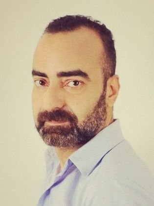 ياسر عزت
